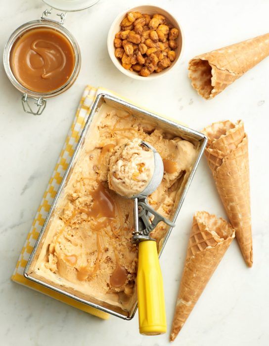 Helado toffee y kikos